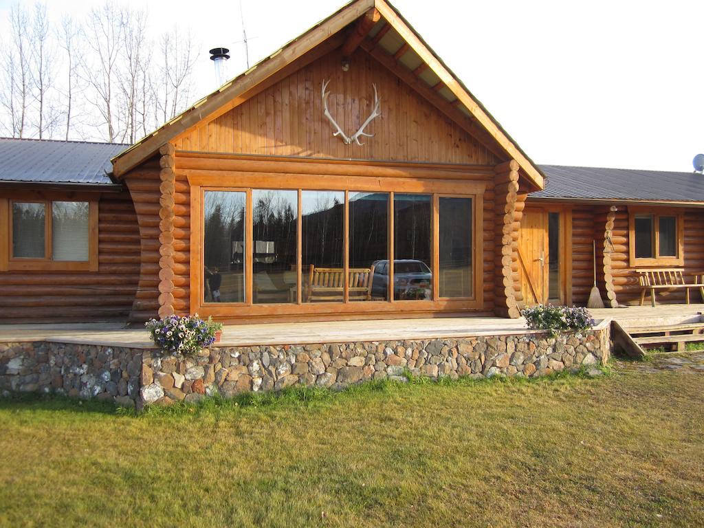 Folding Mountain B & B Форт Нелсън Стая снимка