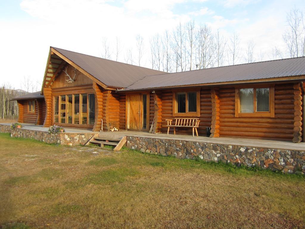Folding Mountain B & B Форт Нелсън Стая снимка